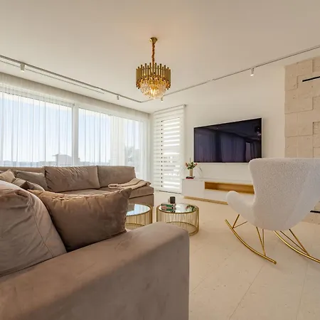 ヴィラ Posh Zadarvillas ザダル