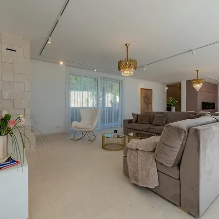 ヴィラ Posh Zadarvillas *