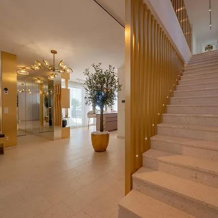 Posh Zadarvillas ヴィラ ザダル